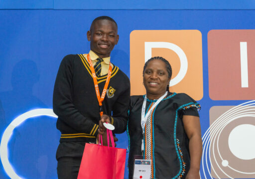 Young environmental enthusiast from Makhanda inspires with marine science project at Eskom Expo ISF