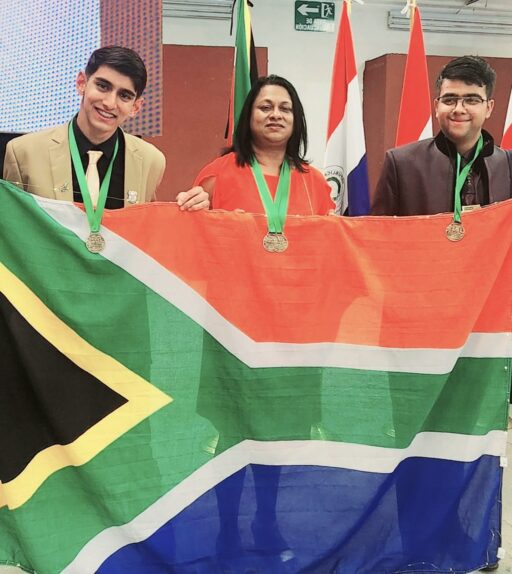 SA young scientists earn Medals of Honour at Mexico science expo