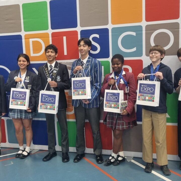 Top young scientists awarded at Eskom Expo Cape Town Regional Science Fair
