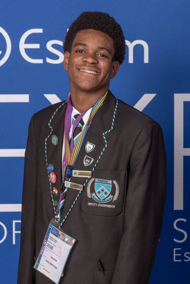 “I finally made it”: Parow High young scientist’s determination leads to Eskom Merit Bursary